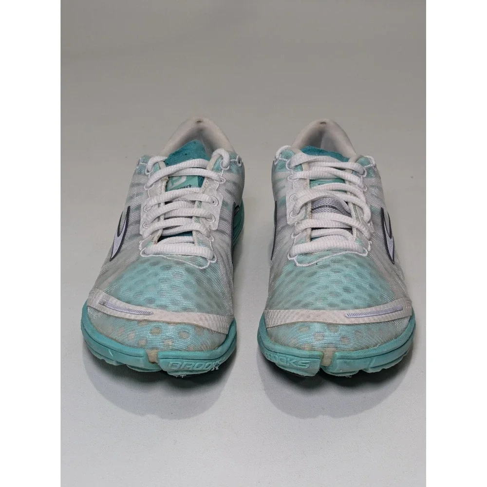 Brooks Women's Pure Connect 4 Running Shoes, 7 B